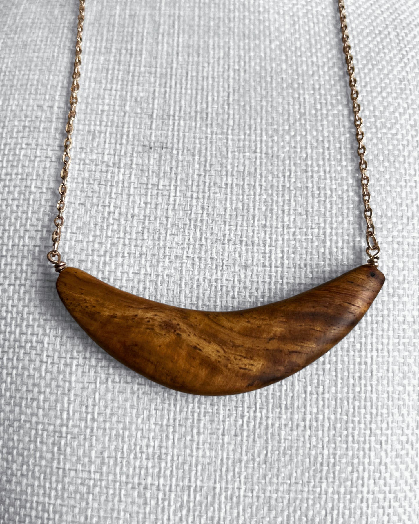 Ifit Wood Femme Sinahi Necklace (ONLY 1 Available)