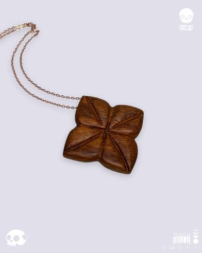 Ifit Wood Large Guasali Necklace