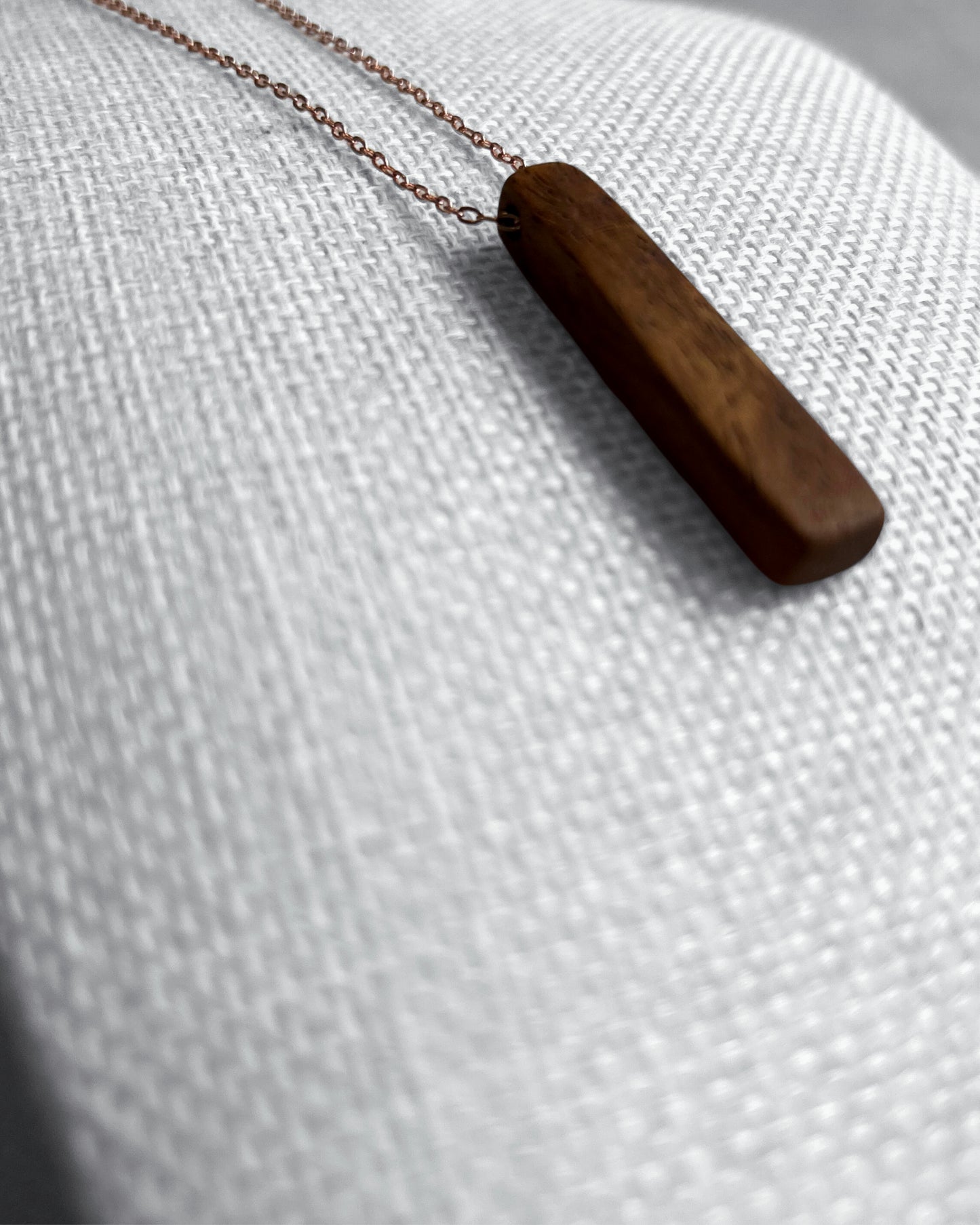 Ifit Wood Dainty Bar Necklace