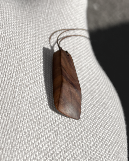 Ifit SMALL Adze Pendant