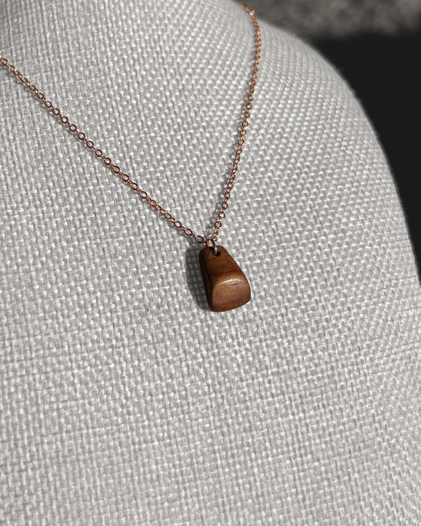 Ifit TINY Adze Pendant